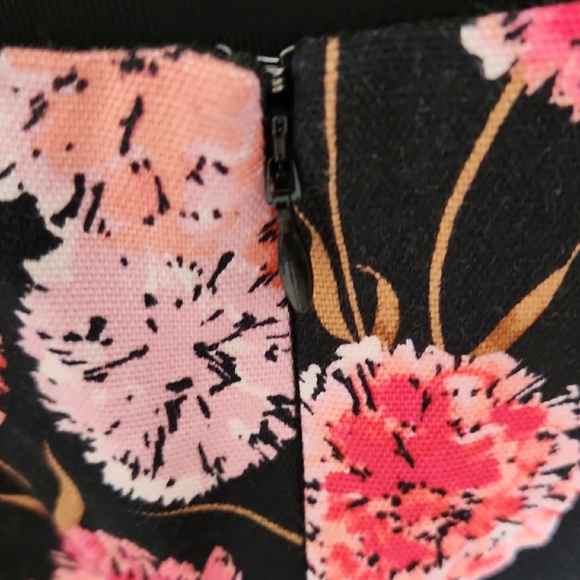 Talbots Pink and Black Pencil Skirt Knee-Length - Picture 5 of 6